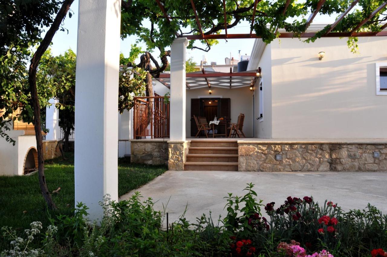 Anna 'S House - Garden Cottage In كيساموس المظهر الخارجي الصورة