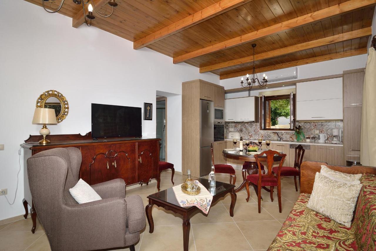 Anna 'S House - Garden Cottage In كيساموس المظهر الخارجي الصورة