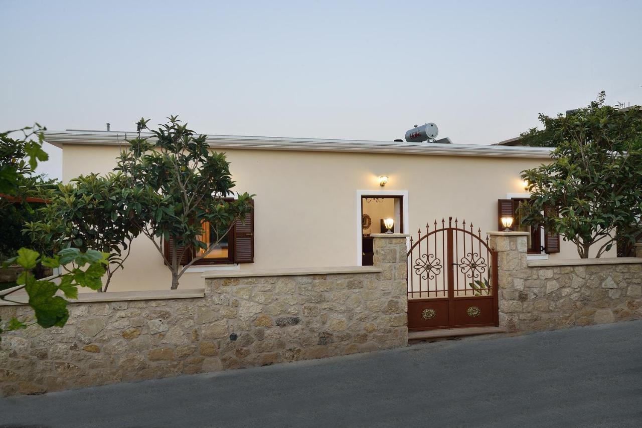 Anna 'S House - Garden Cottage In كيساموس المظهر الخارجي الصورة